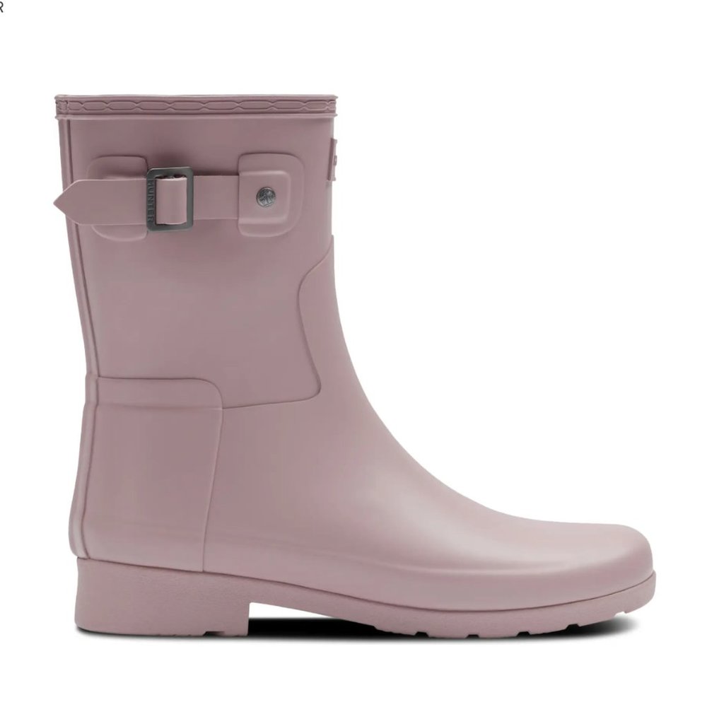 Hunter Short Rain Boots in Dusty Pink - Picture 3 of 9